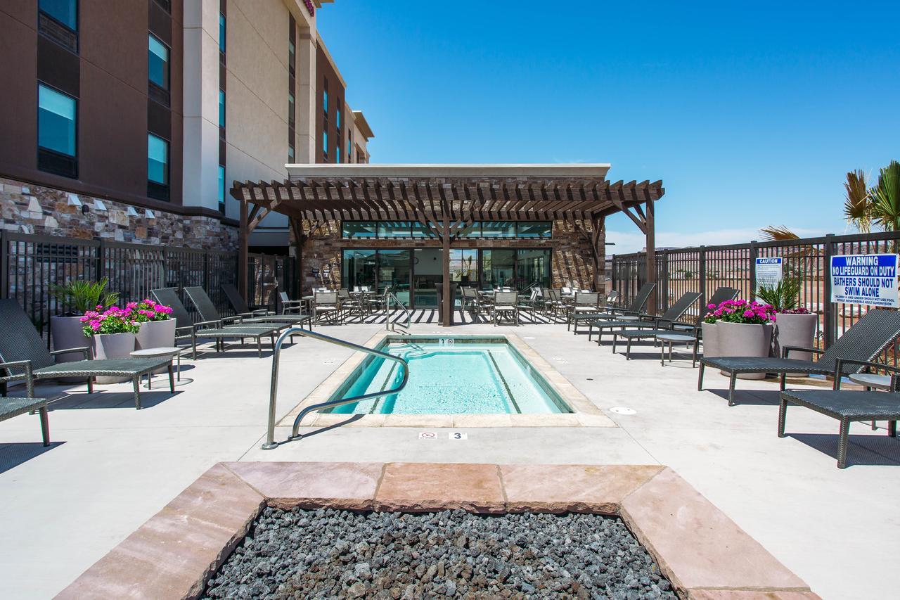 Hampton Inn & Suites St. George Exterior photo